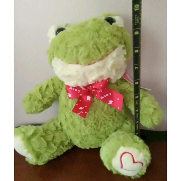 Frog plushie With Red Love Bow And Embroidered Heart On Foot NEW - Picture 10 of 10